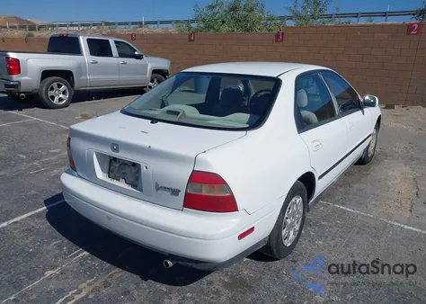 1995 Honda Accord Lx/Ex из США, поврежденный, VIN 1HGCD5636SA101350